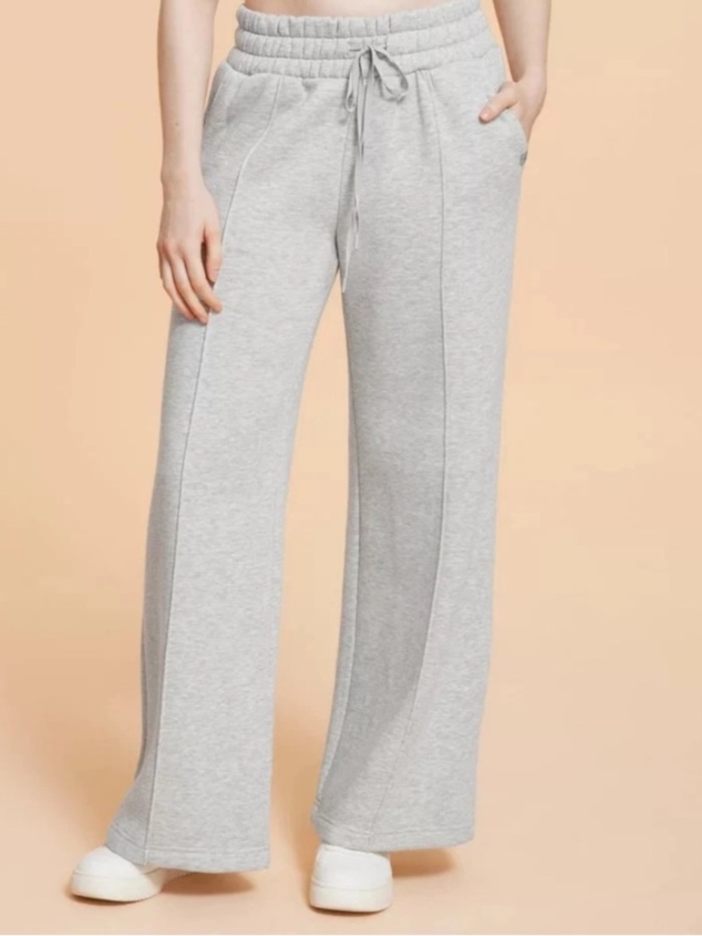 Blogilates Women's Travel Touser Wide Leg Sweatpants - Light Gray